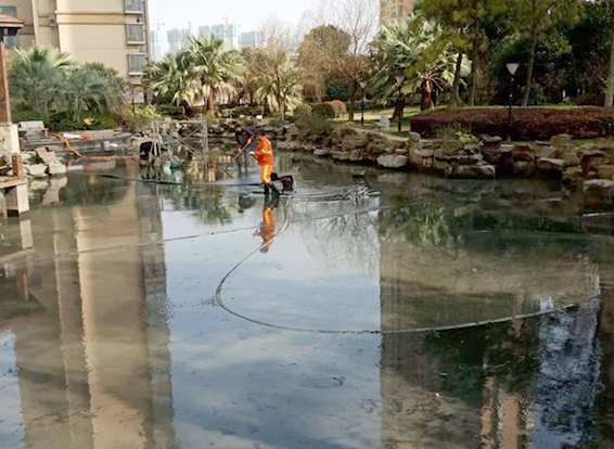 华坪景观池淤泥清理